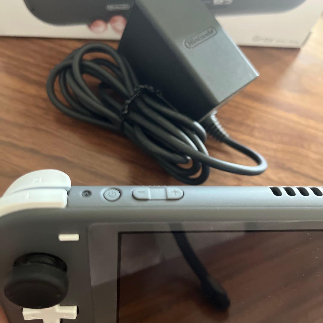 ほぼ未使用　Nintendo Switch Lite グレー 本体