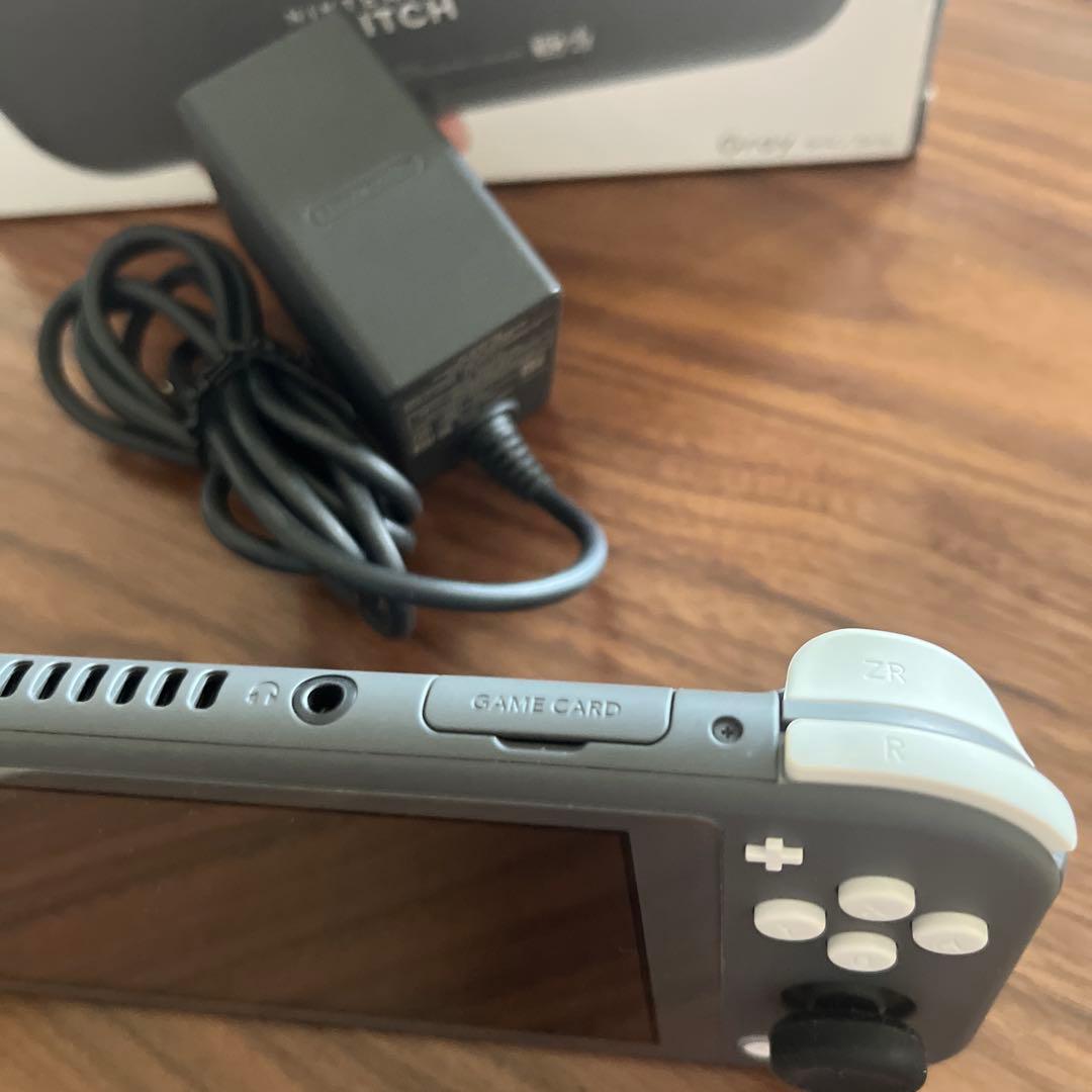 ほぼ未使用　Nintendo Switch Lite グレー 本体
