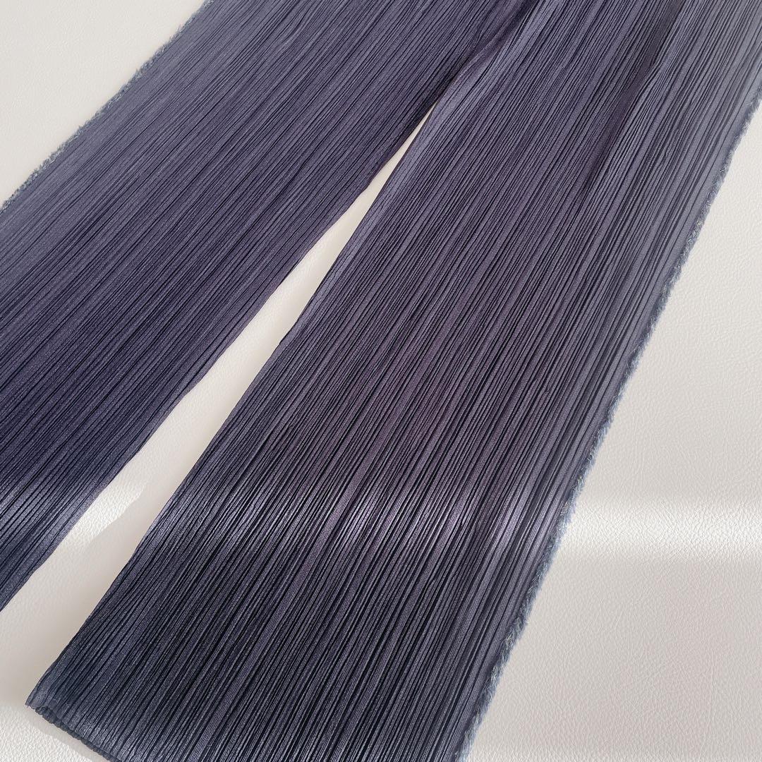 未使用品✨プリーツプリーズ　プリーツパンツ　ライン　ネイビー　ストレートパンツ