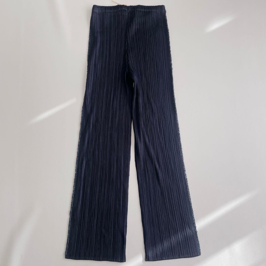 未使用品✨プリーツプリーズ　プリーツパンツ　ライン　ネイビー　ストレートパンツ