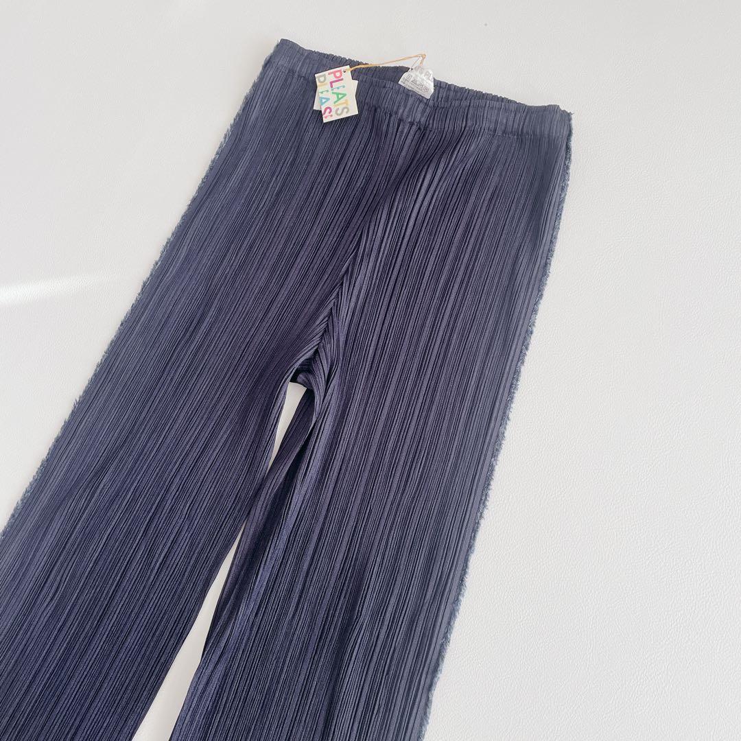 未使用品✨プリーツプリーズ　プリーツパンツ　ライン　ネイビー　ストレートパンツ