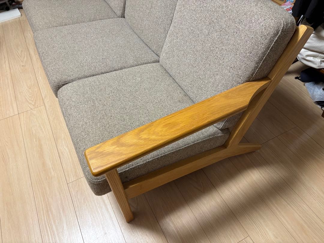 定価約18万　unico(ウニコ) VISKA(ヴィスカ)木製3人掛けソファー