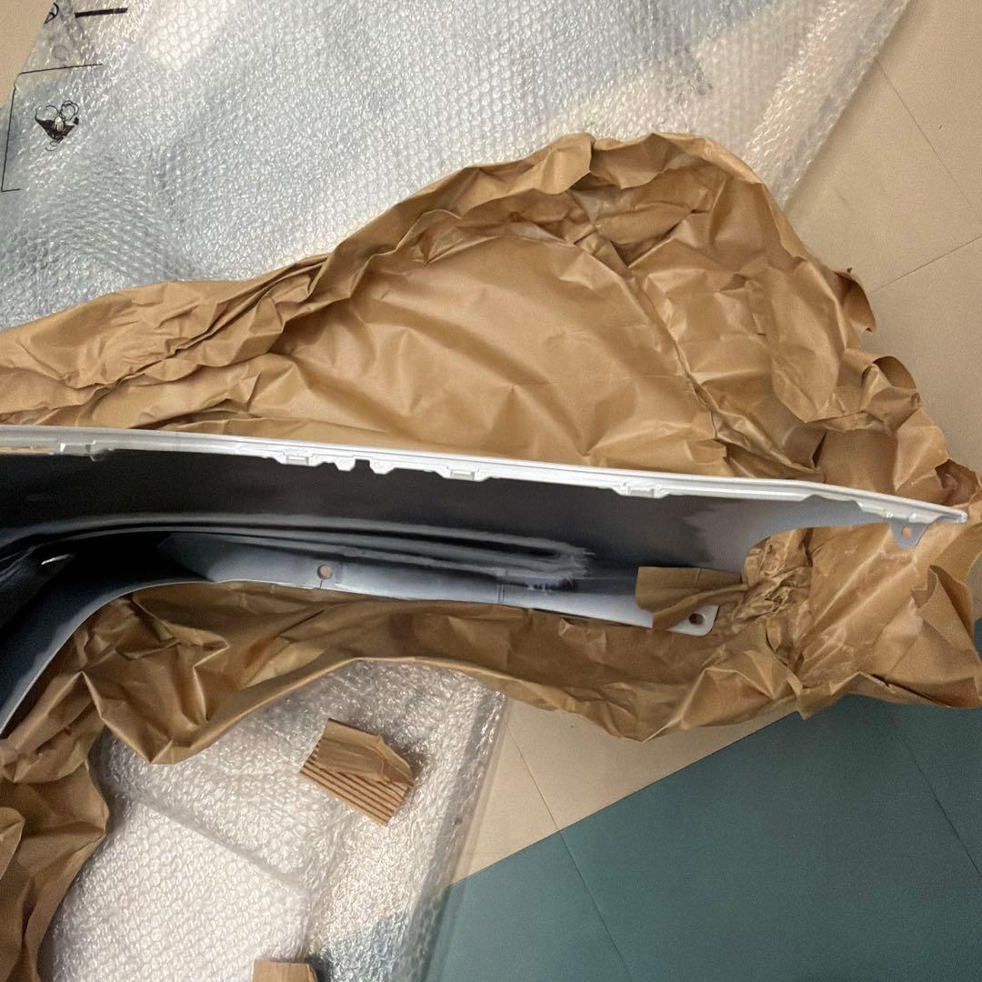 カムリWS後期 プラチナホワイトパールマイカ リアバンパー