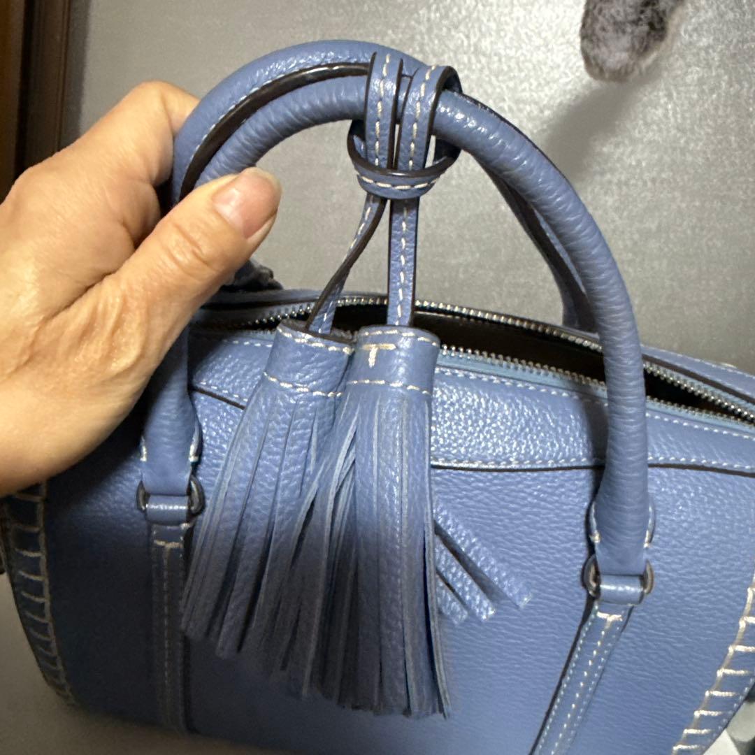 Tory Burch 青 レザーハンドバッグ