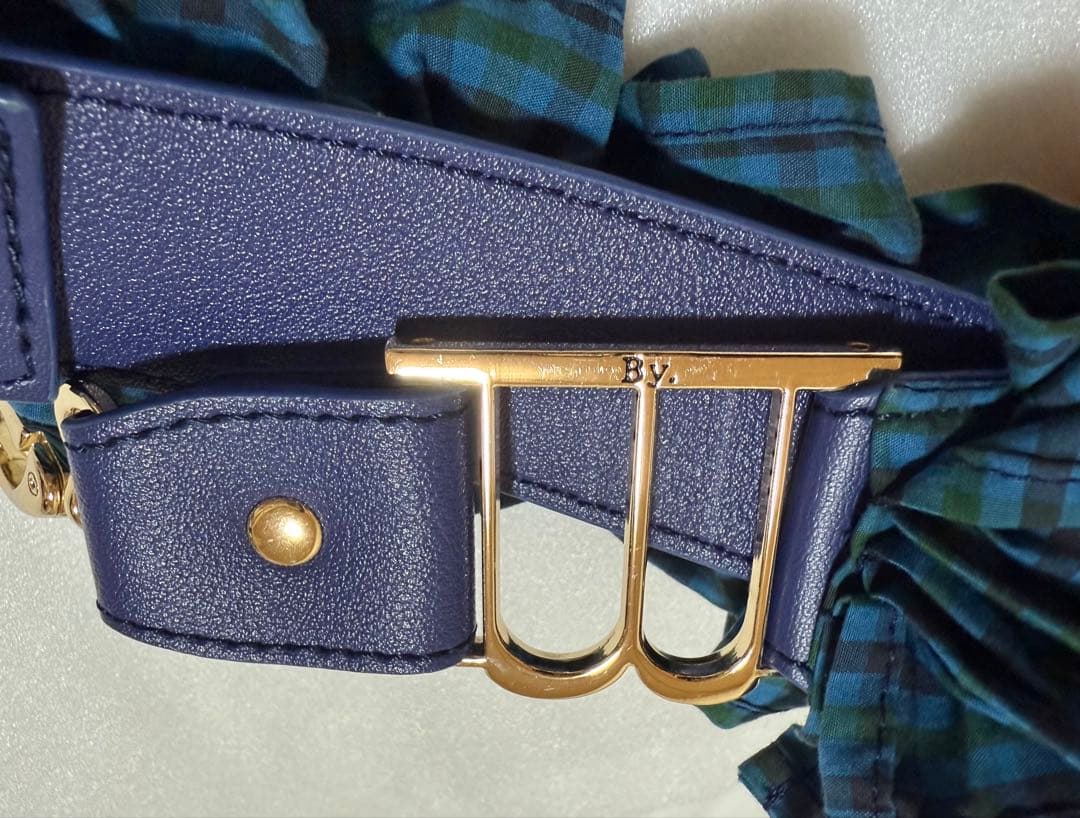 ファミリア　Bibiy ハンドストラップ