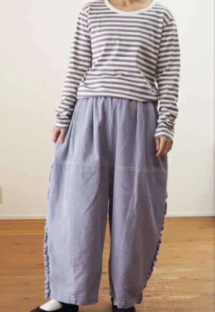 tumugu ツムグ コーデュロイフリルパンツ