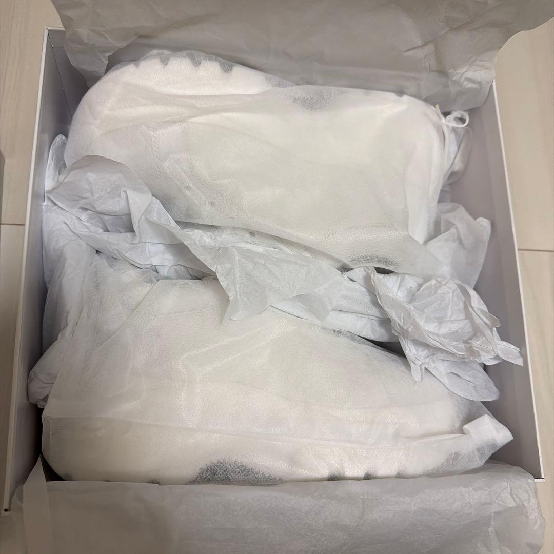 鈴木あみさんコラボ　platform sneaker Lサイズ　ホワイト