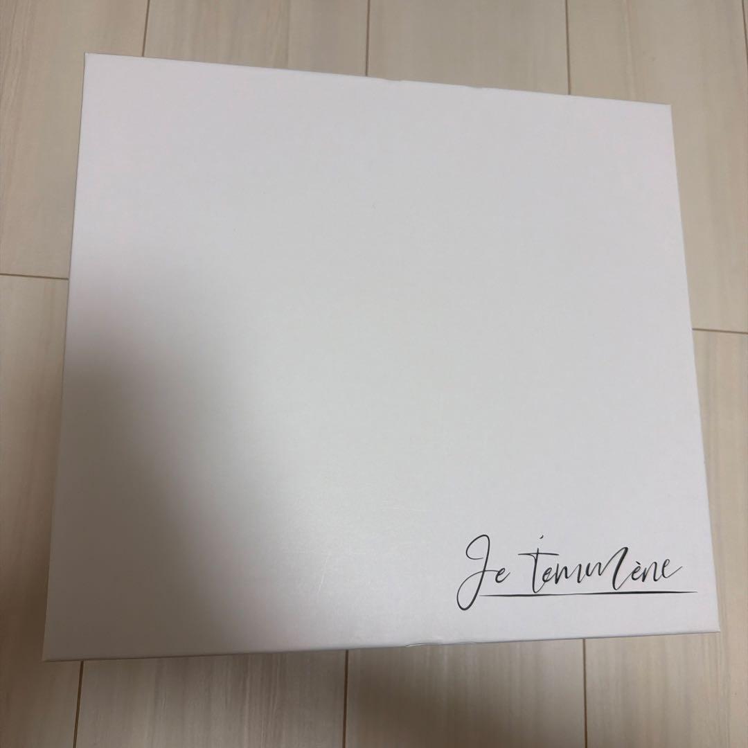 鈴木あみさんコラボ　platform sneaker Lサイズ　ホワイト