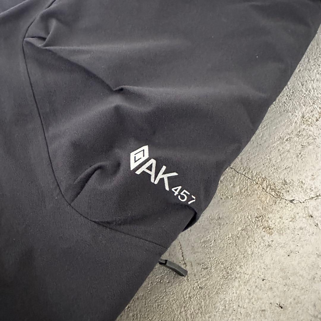 美品 バートンAK457 GORE-TEX PRO BIB PANTS L