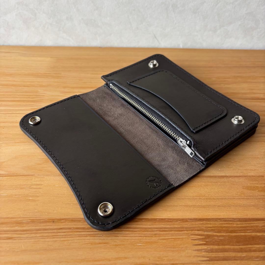 財布・ケース・小物入れ i