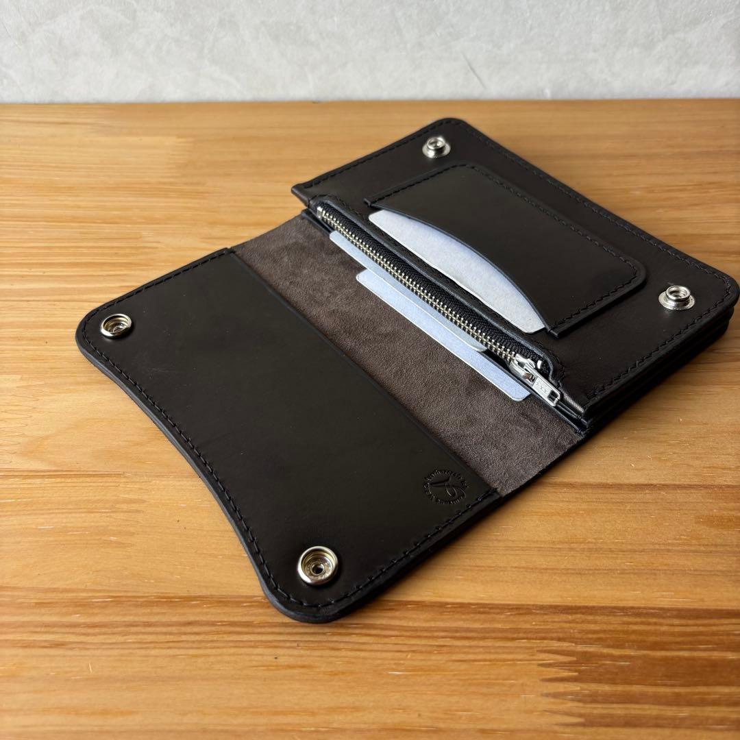 財布・ケース・小物入れ i