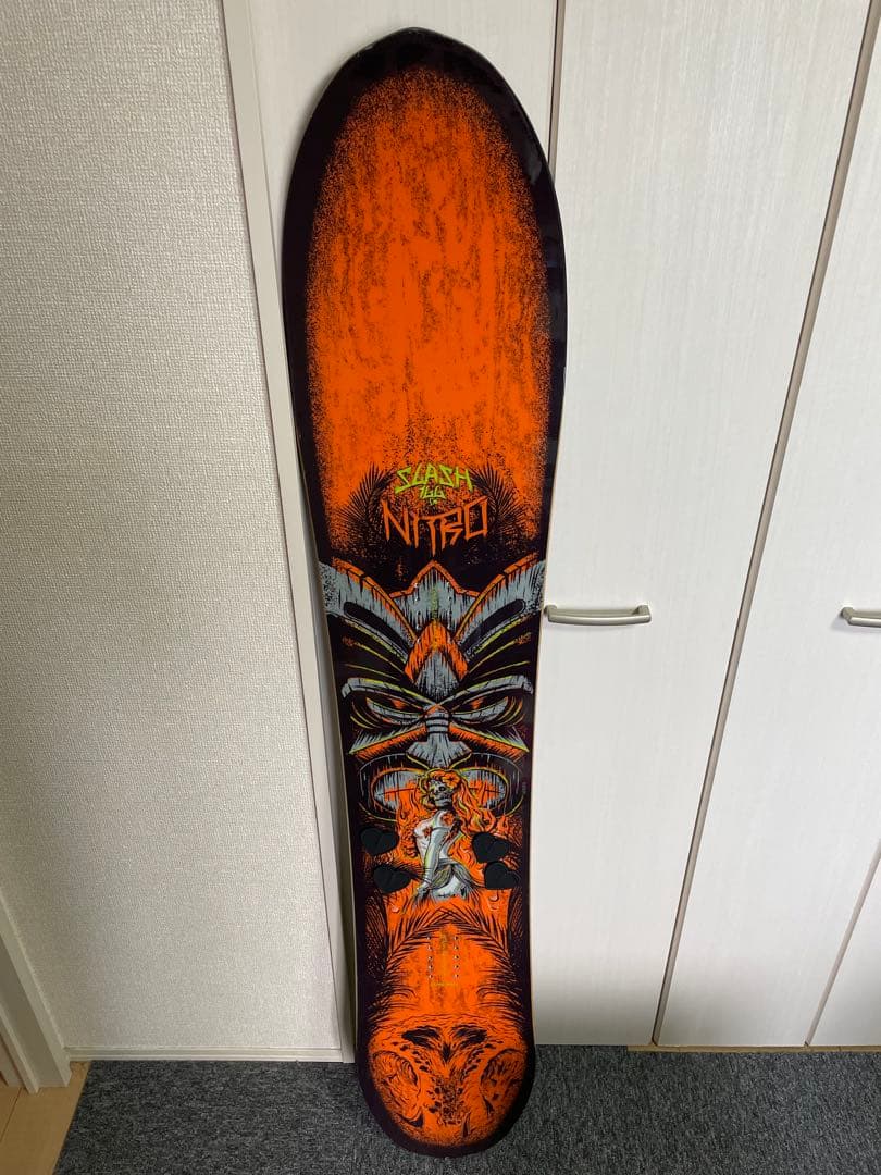 シーズンセール　NITRO SLASH 166 スノーボード パウダー