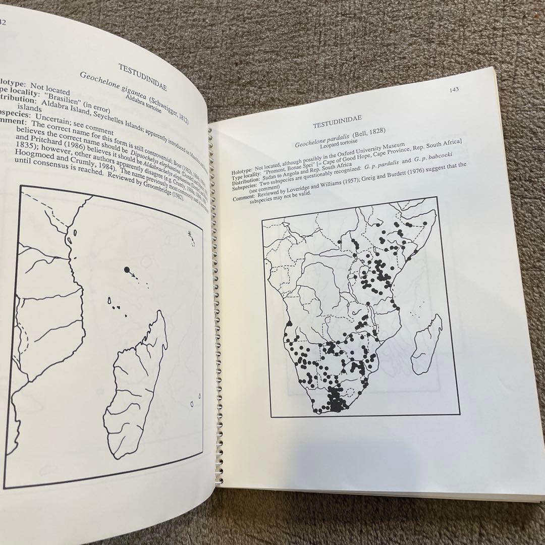 1986年 世界のカメのチェックリストと分布図 ジョン・B・アイバーソン 研究書
