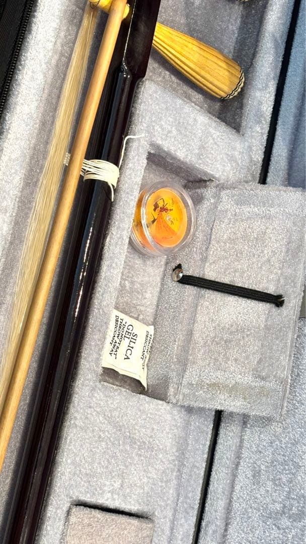 蘇州二胡（ケース、ロジン、弱音器付き）