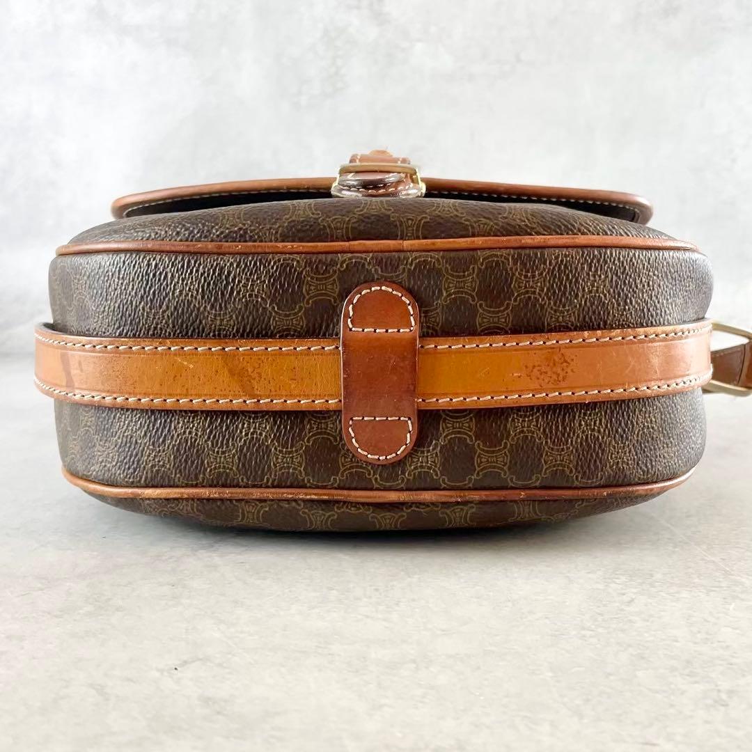 美品✨セリーヌ ショルダーバッグ マカダム ベルト ゴールド金具 レザー