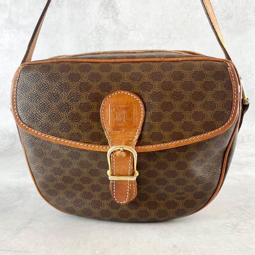 美品✨セリーヌ ショルダーバッグ マカダム ベルト ゴールド金具 レザー