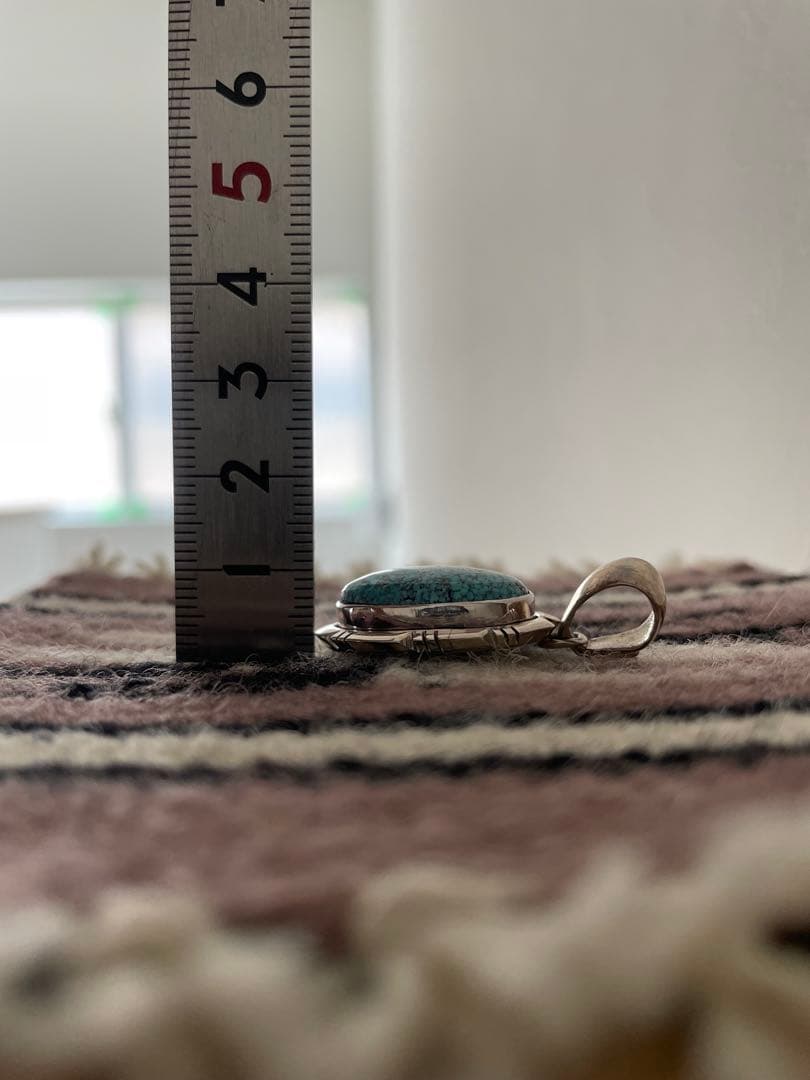 ナバホ　ナチュラル　キングマン ペンダント　トップ　スパイダーウェブ