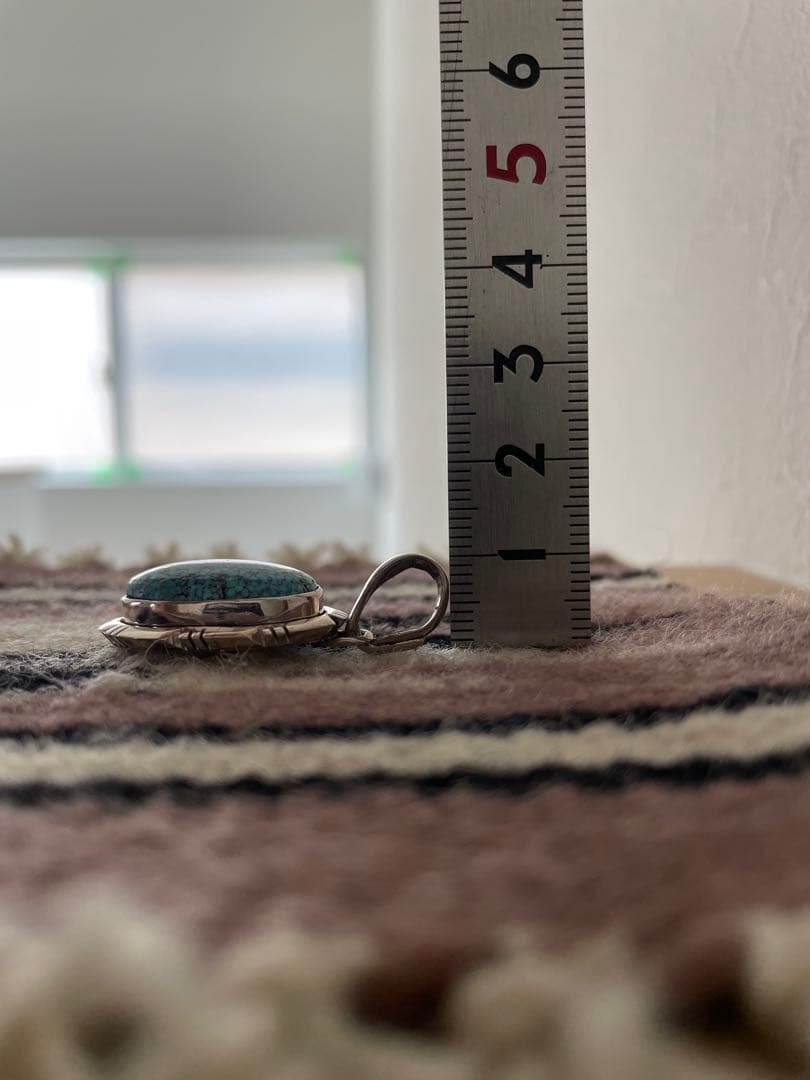 ナバホ　ナチュラル　キングマン ペンダント　トップ　スパイダーウェブ