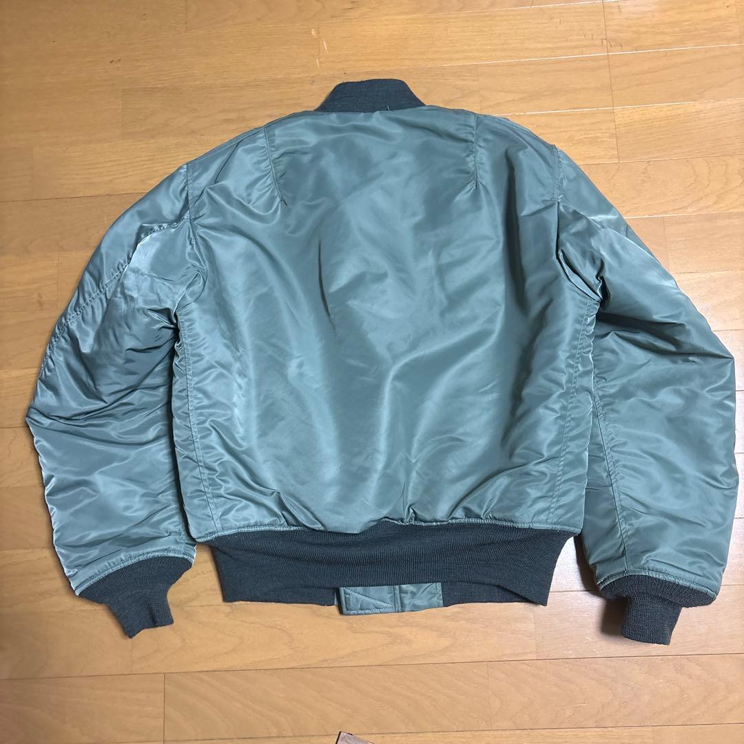 バズリクソンズ廃盤モデルＭＡ１　LARGEサイズ