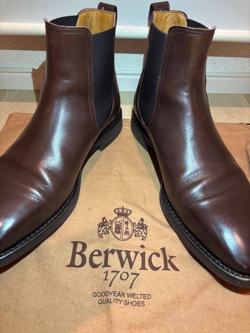 美品【Berwick】 UK7 26cm 376 LAVIDB ブラウン