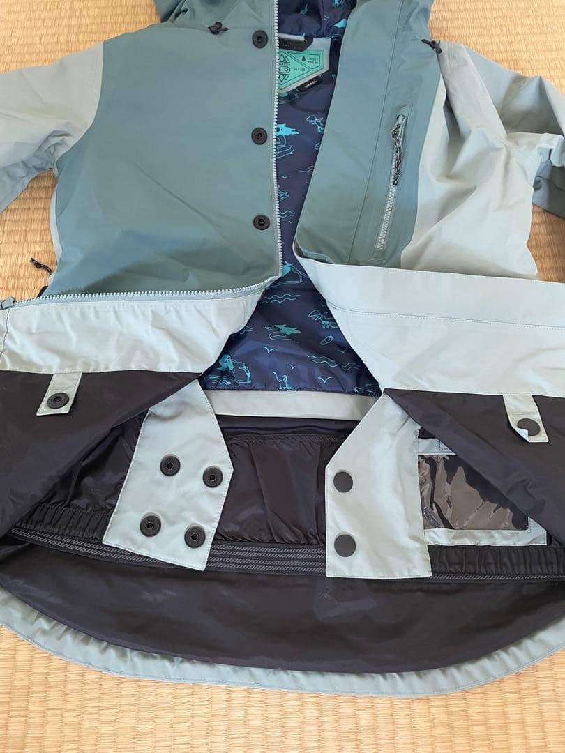 Airblaster W's ビースト ジャケット Sサイズ