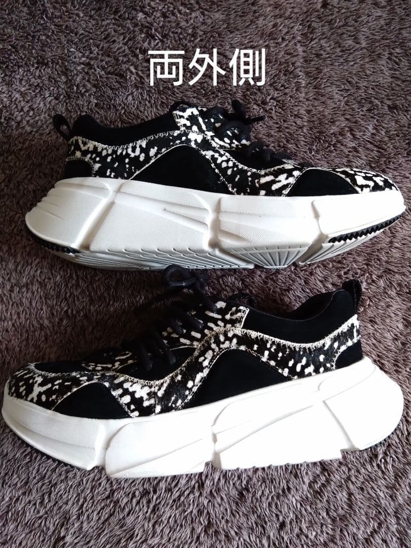 UGG アグ スニーカー Calle Lace Speckled 24.5cm