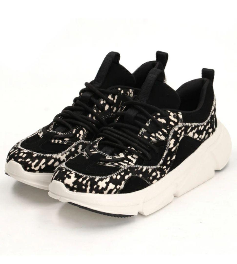 UGG アグ スニーカー Calle Lace Speckled 24.5cm