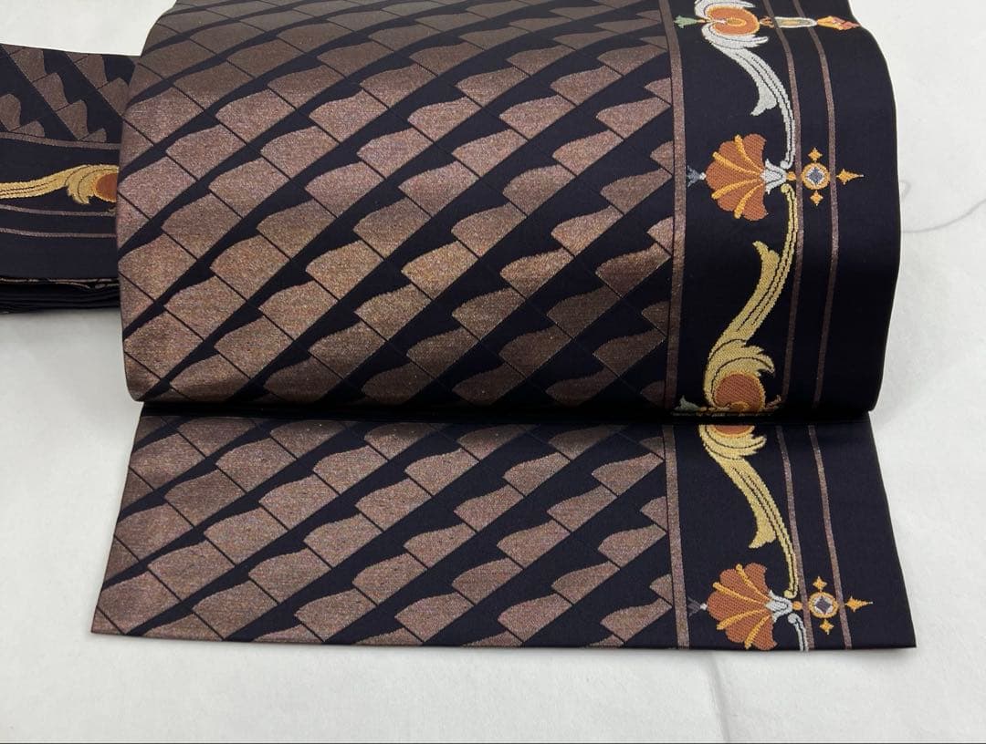 Yukiko様　　　　　　正絹　9寸名古屋帯　モダン幾何学