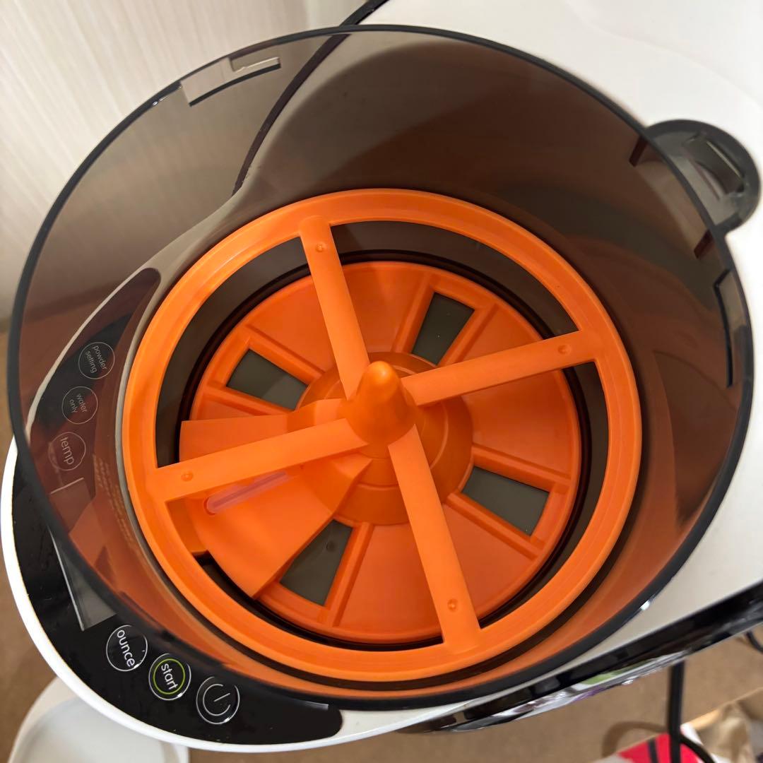 BabyBrezza ベビーブレッツァ 全自動ミルクメーカー　ベビーブレザ