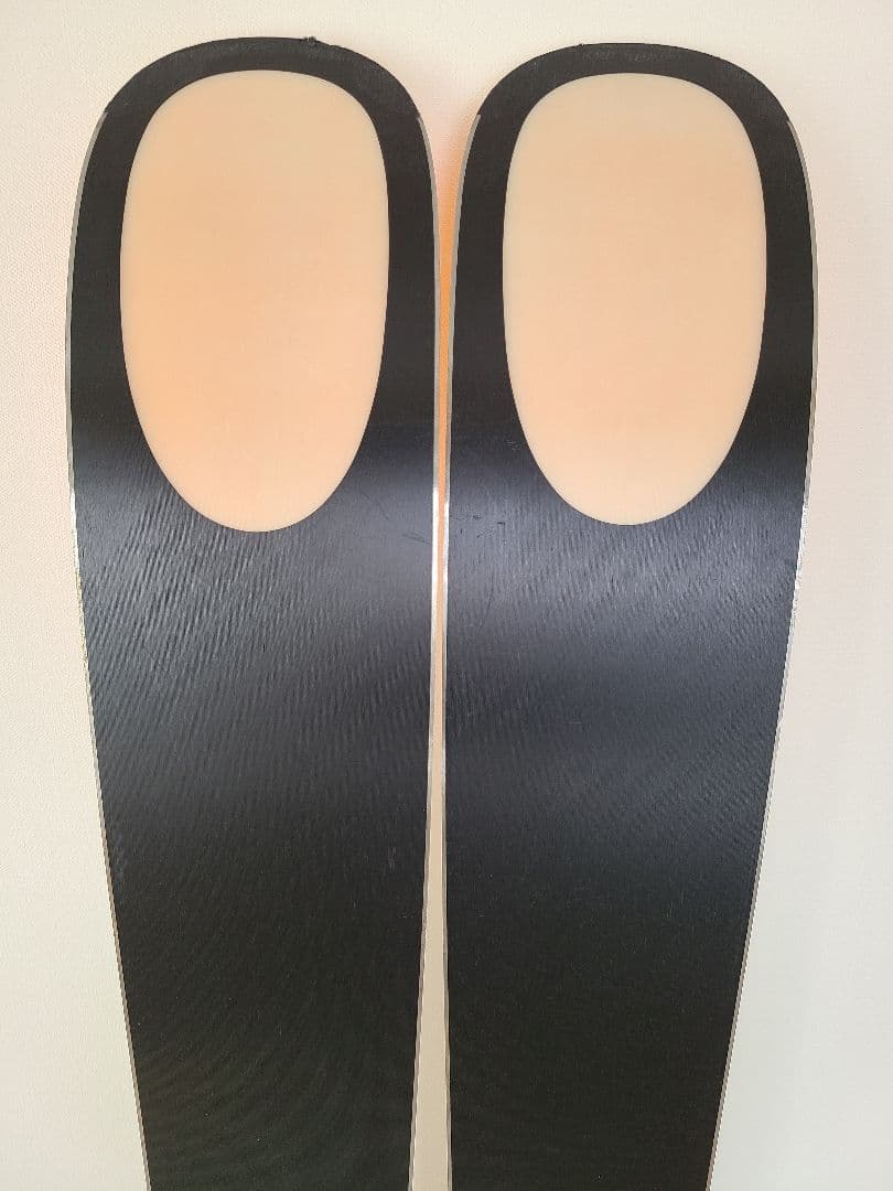 189cm KASTLE TX103中古/SALOMON Strive12新品