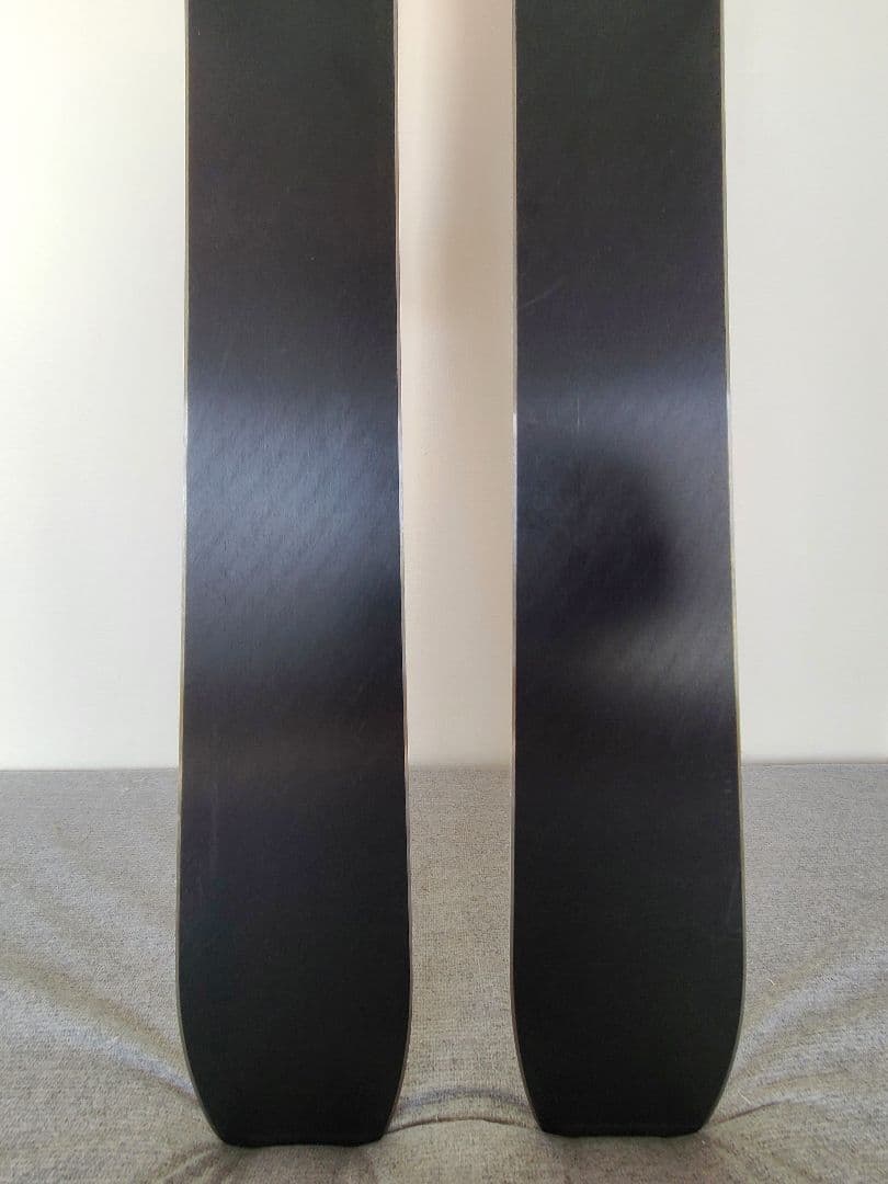 189cm KASTLE TX103中古/SALOMON Strive12新品