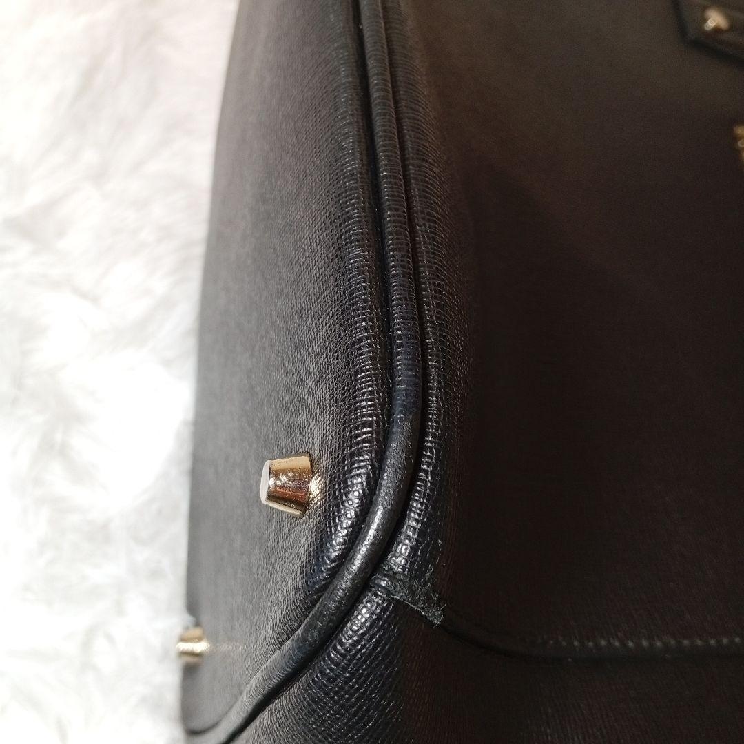 フルラ　FURLA　A4収納　 ビジネスバッグ　トートバッグ　レザー