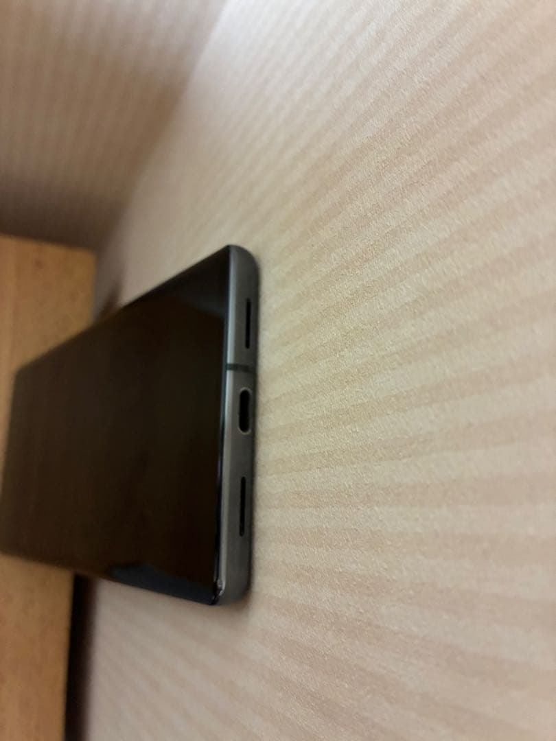 Pixel 7 Pro 128GB ジャンク品 画面に縦線 海外版