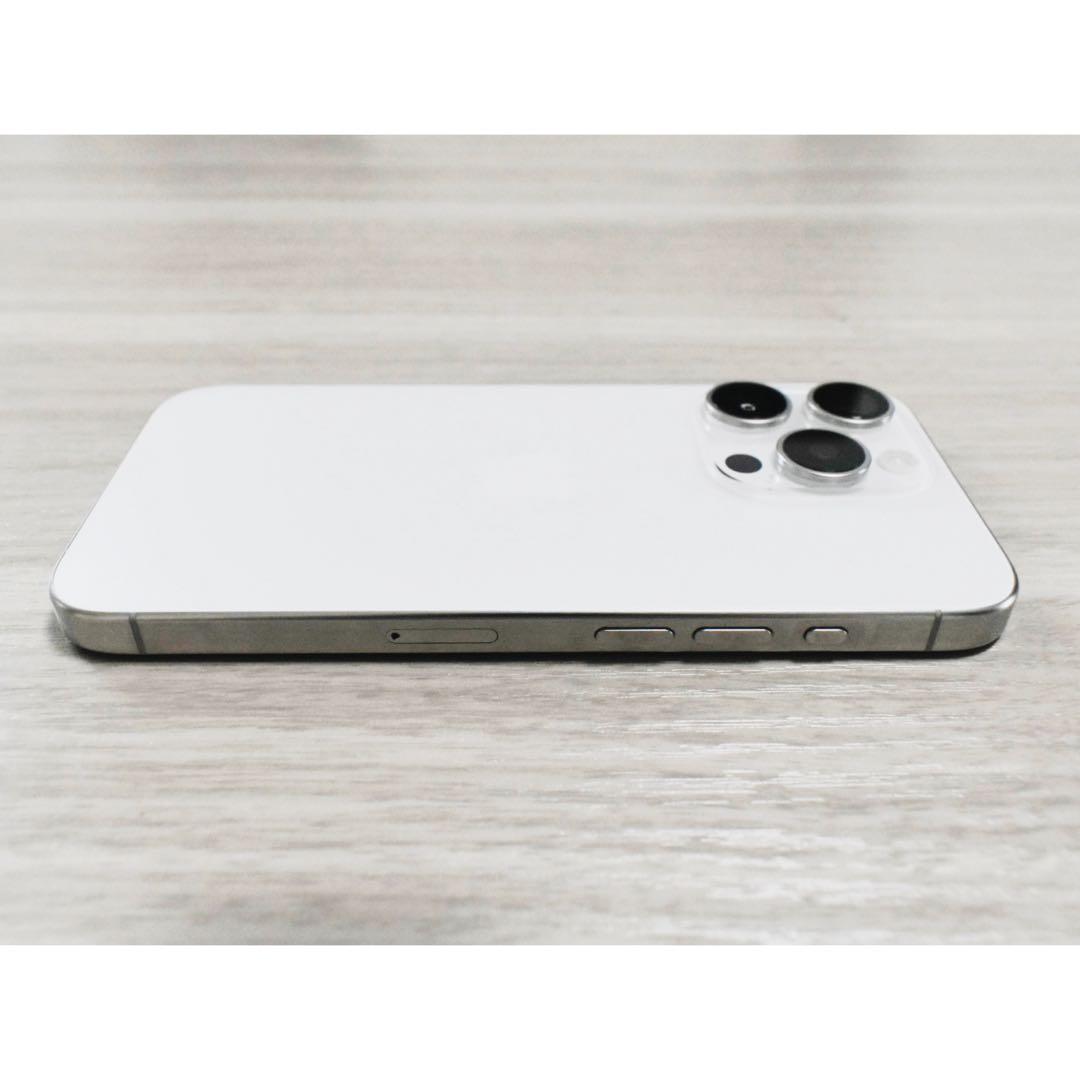 iPhone15Pro 512GB ホワイトチタニウム