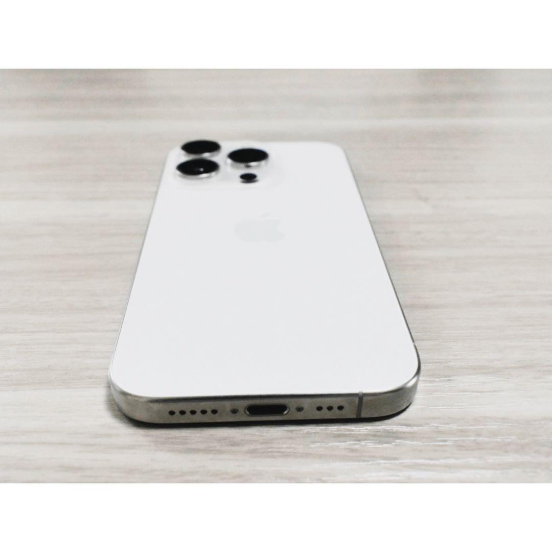 iPhone15Pro 512GB ホワイトチタニウム