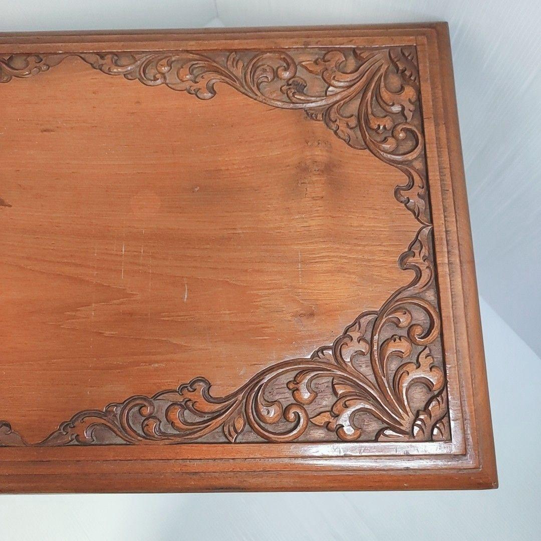 猫脚ミニテーブル 彫刻入り