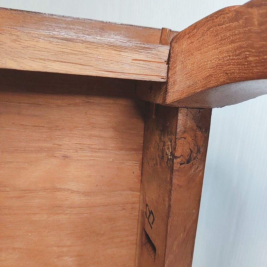 猫脚ミニテーブル 彫刻入り