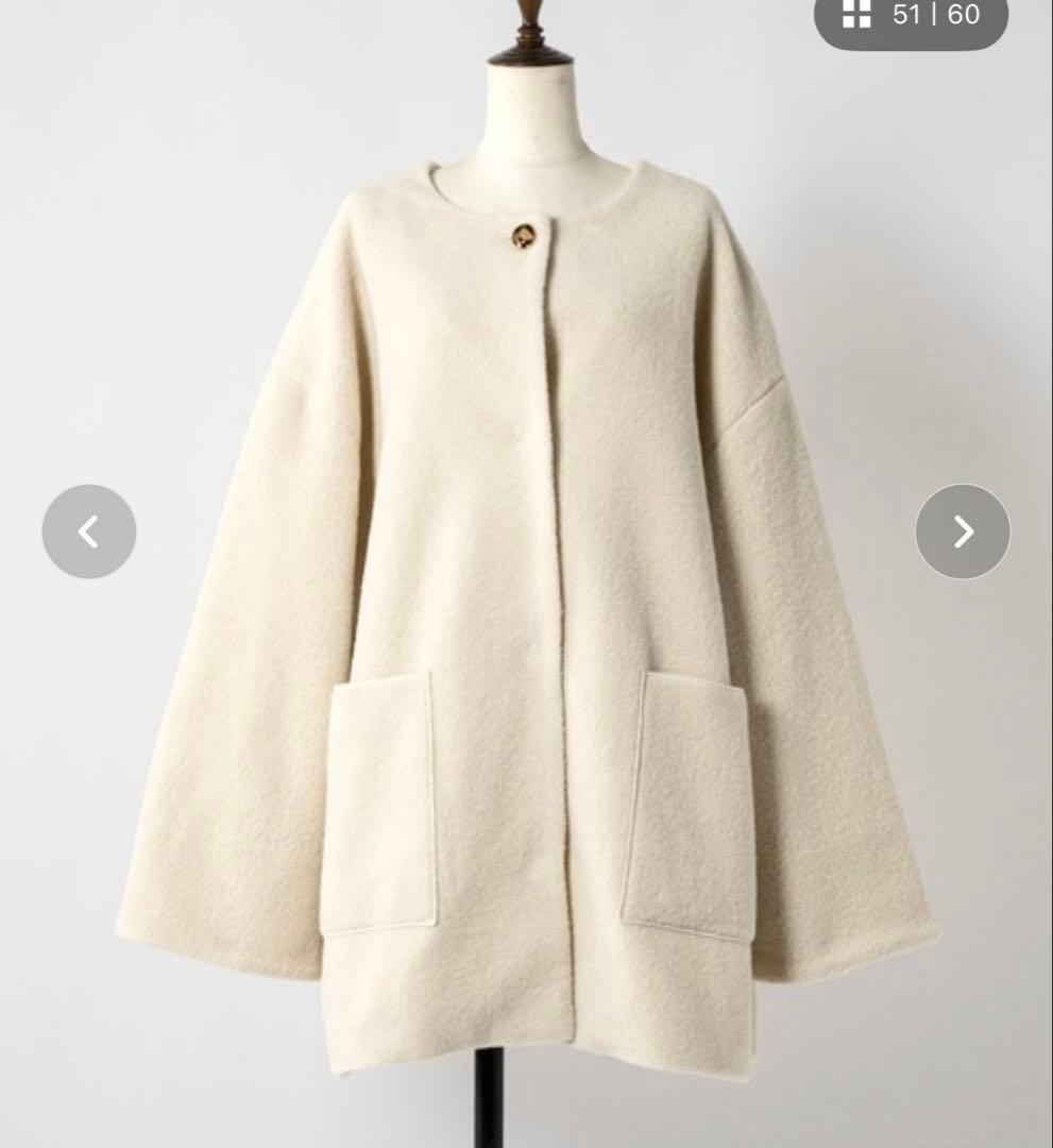 moi tytto ノーカラーボアミドルコート