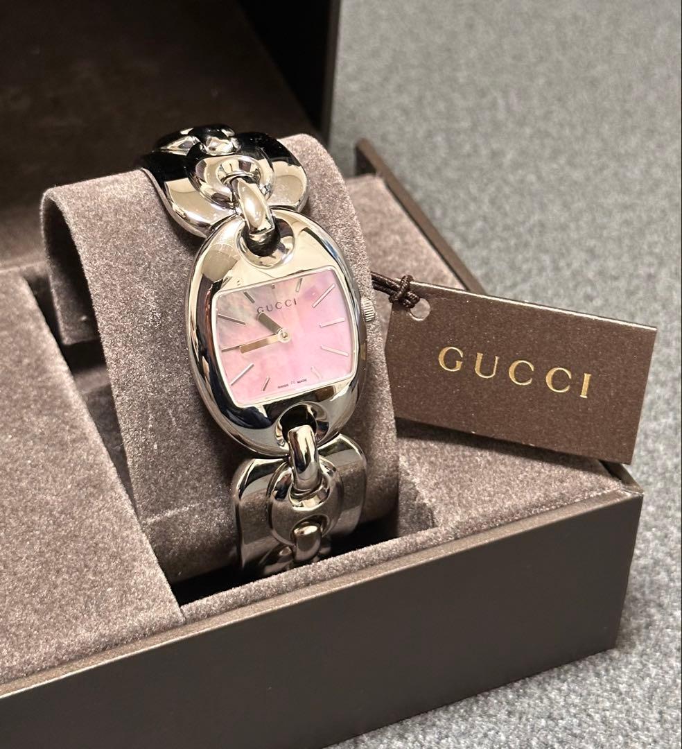 ピンクの猫ページ 稼働品 GUCCI グッチ 時計 121.5 シルバー