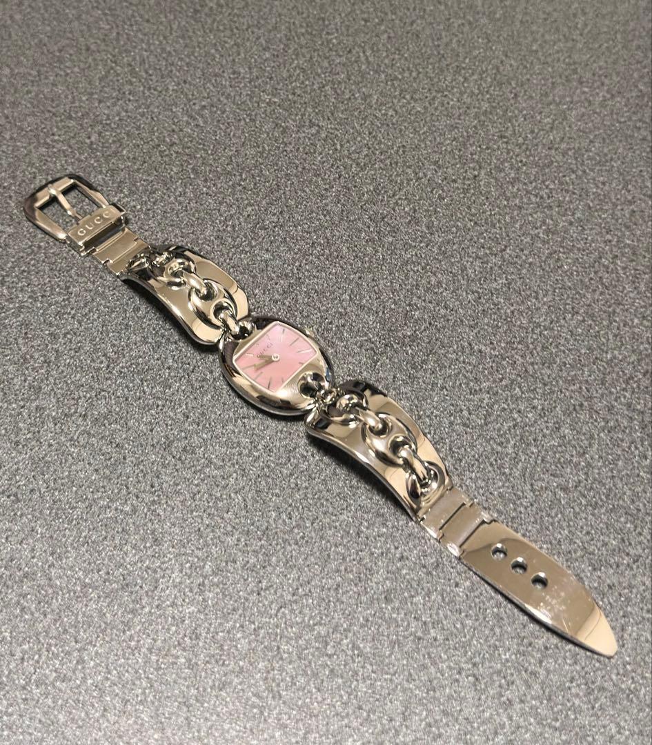 ピンクの猫ページ 稼働品 GUCCI グッチ 時計 121.5 シルバー