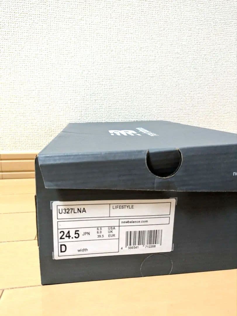 【新品未使用・箱付き】ニューバランス ホワイト U327LNA D 24.5cm