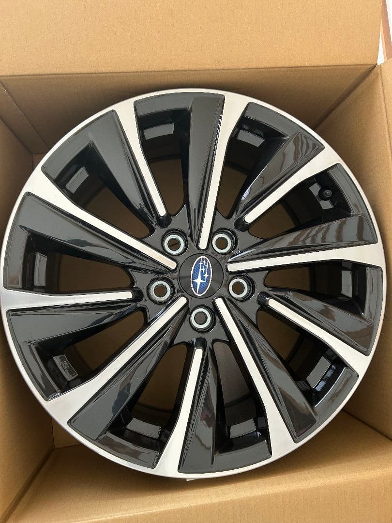 ★ 新車外し レヴォーグ スバル純正 アルミホイール 18インチ ４本セット