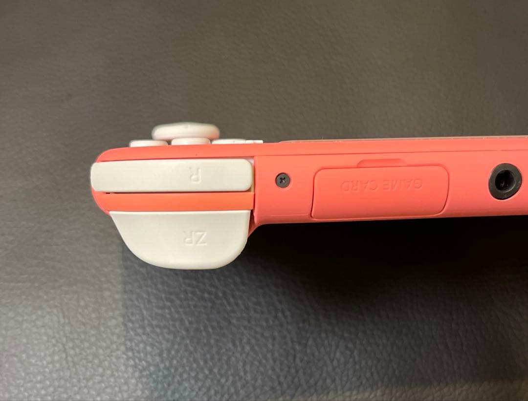 Nintendo Switch Lite コーラル