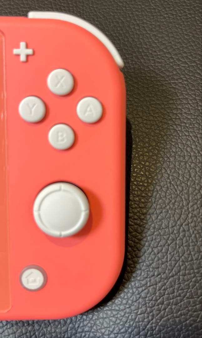 Nintendo Switch Lite コーラル