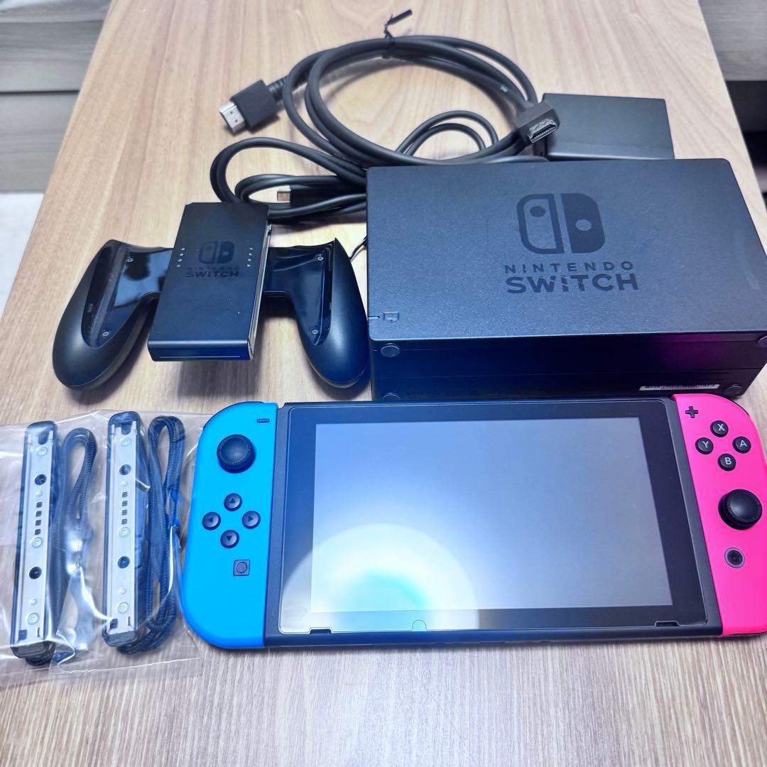 【美品】 Nintendo Switch ネオンブルー/ネオンレッド 本体
