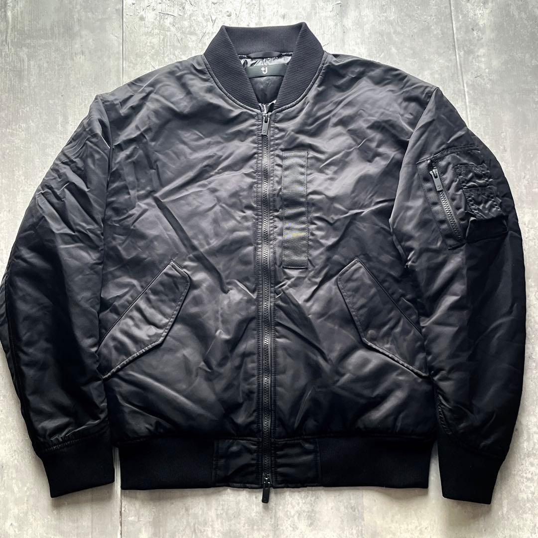 【UNIQLO】＋J ハイブリッドダウン　オーバーサイズMA-1ブルゾン M