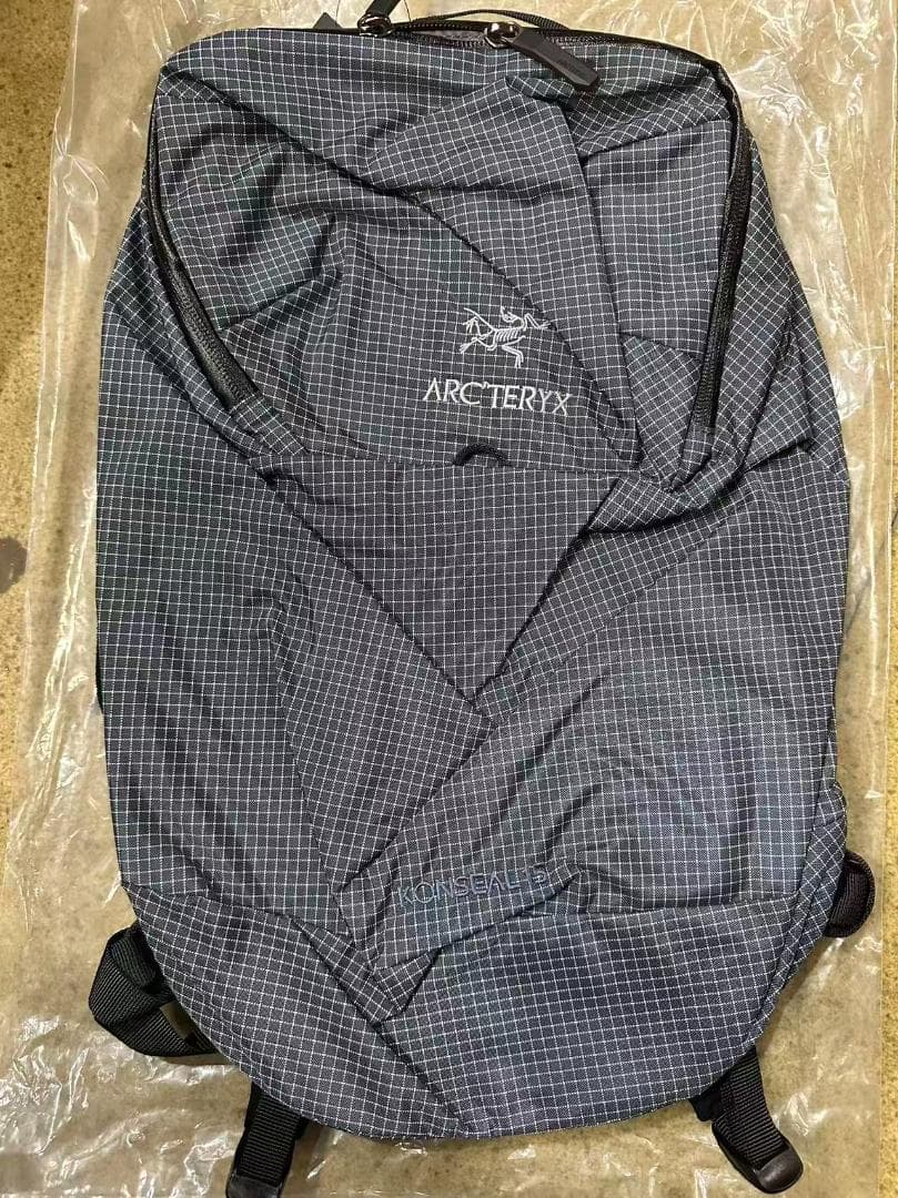ARC'TERYX チェック柄バックパック15L