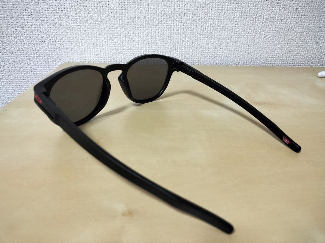 状態良好 レンズ新品 OAKLEY LATCH
