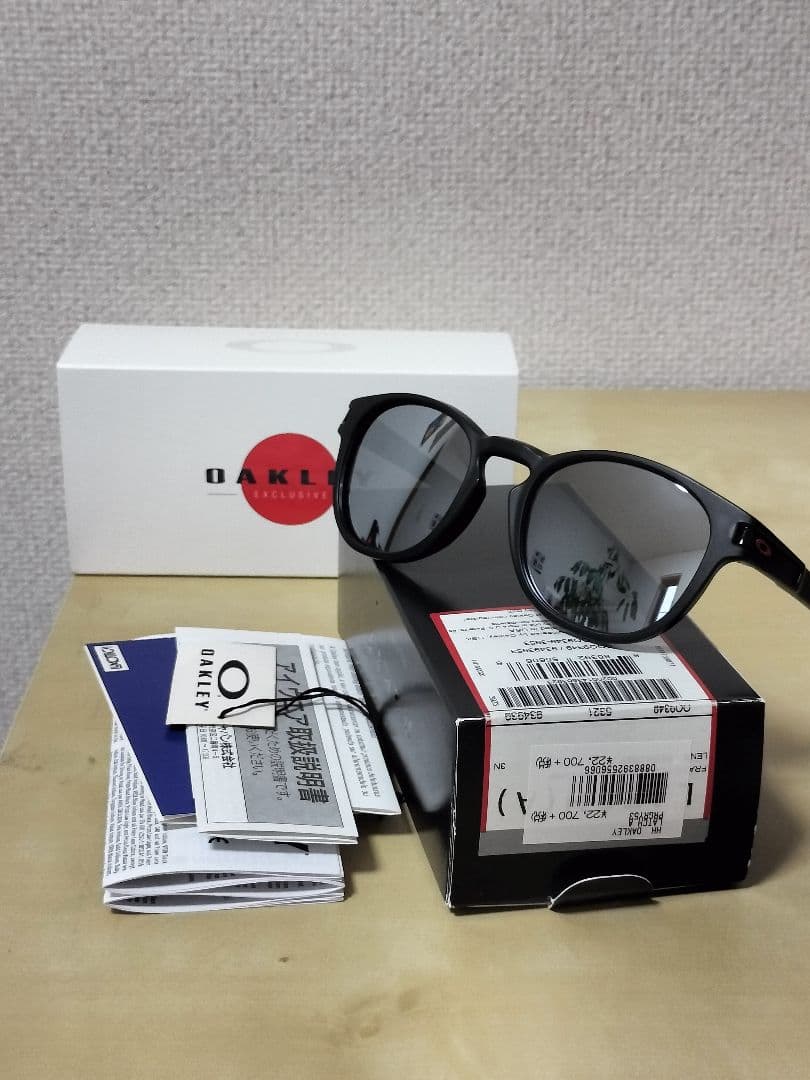 状態良好 レンズ新品 OAKLEY LATCH