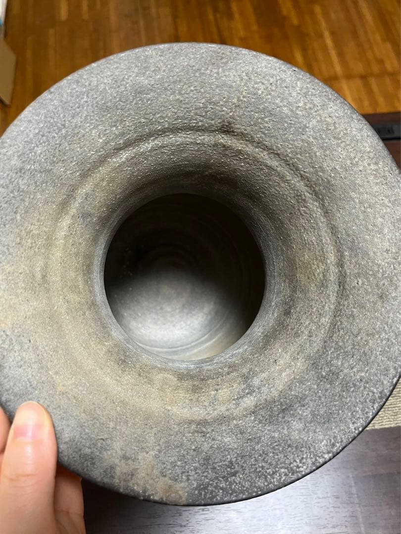 中国　古美術 黒陶 古代朝鮮 高台付壺 祭器 旧蔵品　花印嵌文